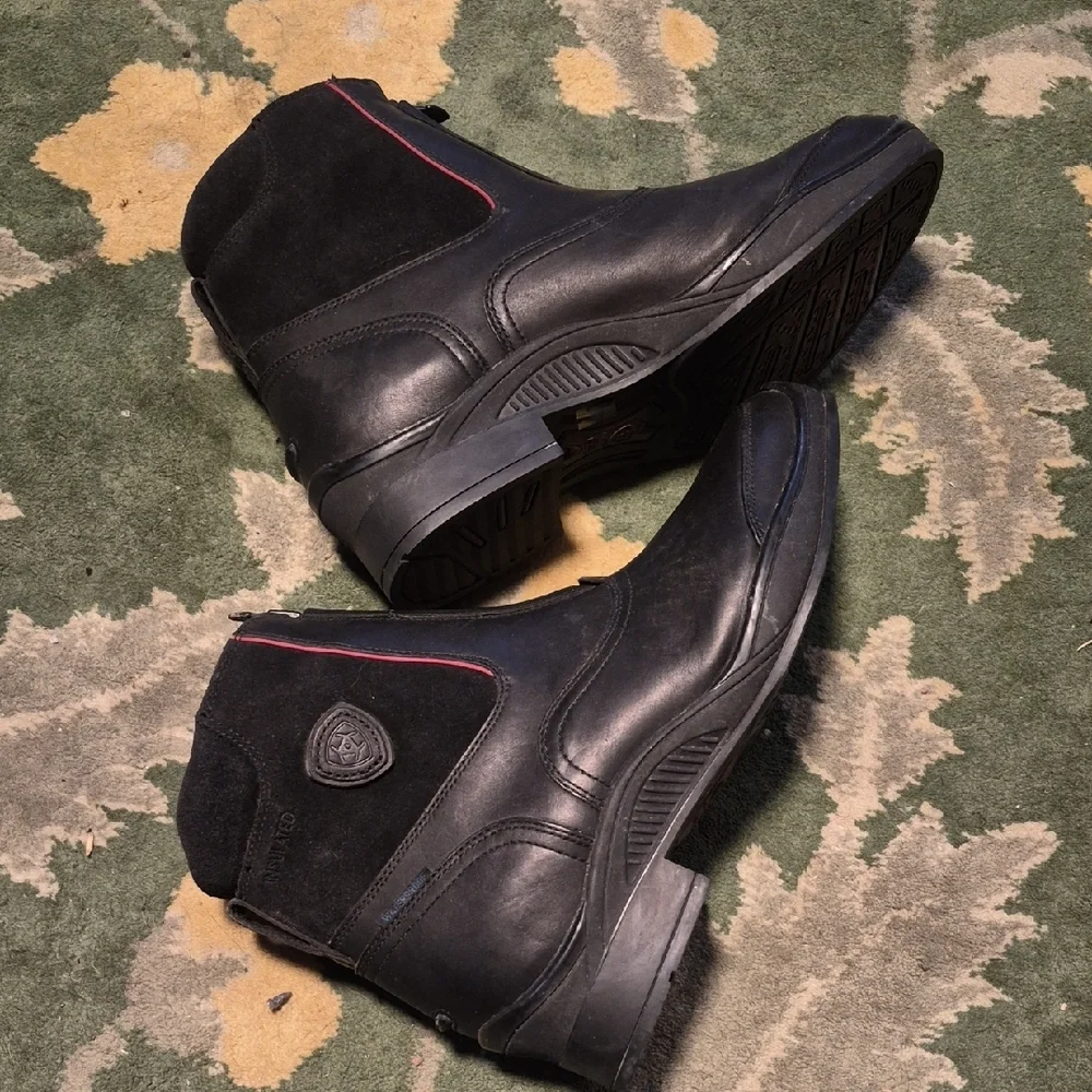 Ariat Men's Black and Red Rain Boots